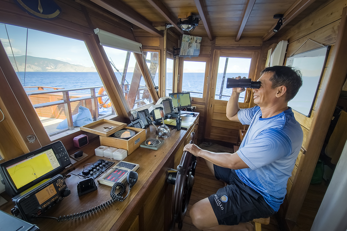 Malaillo Liveaboard Indonesia diving trips