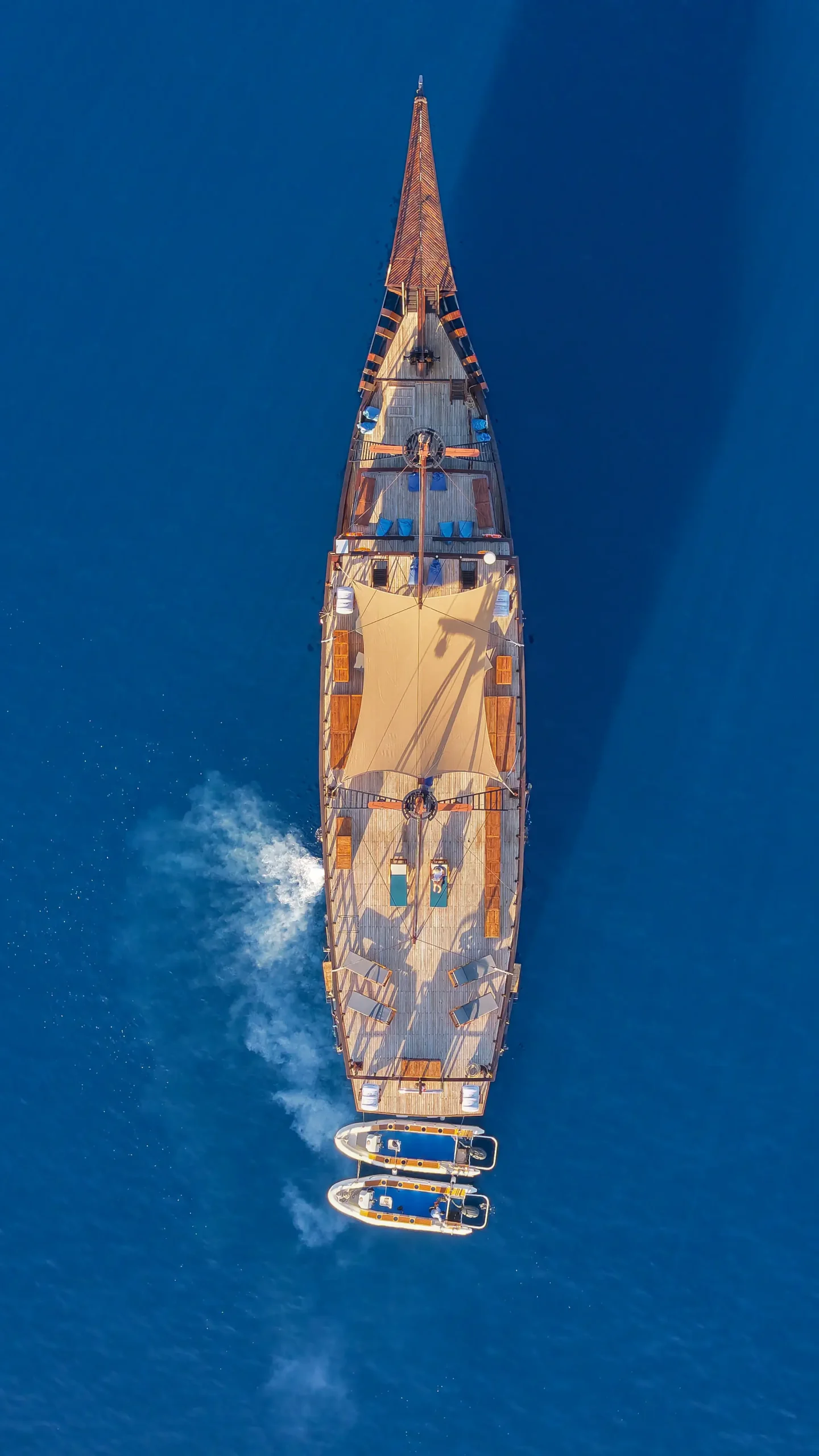 Lotus Malaillo Liveaboard top-down view