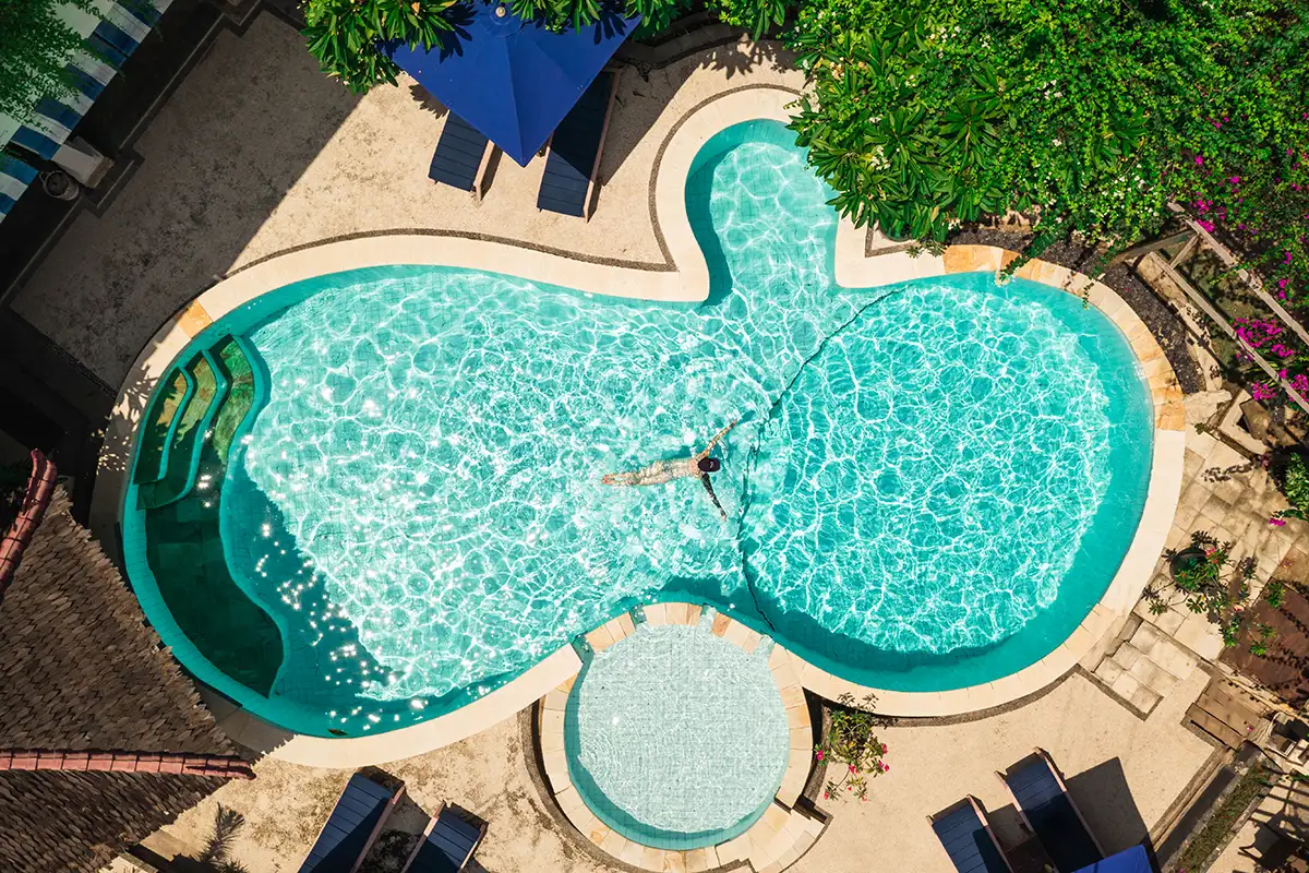 Pool drone 1200×800