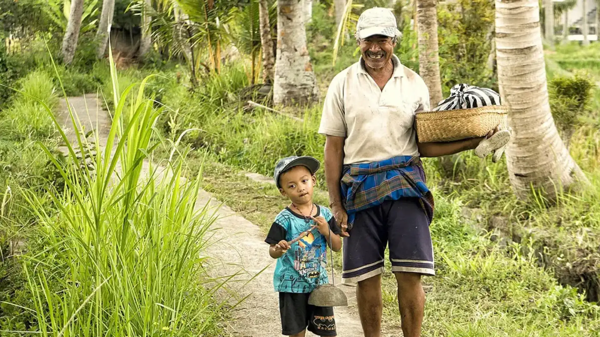 bali locals pic