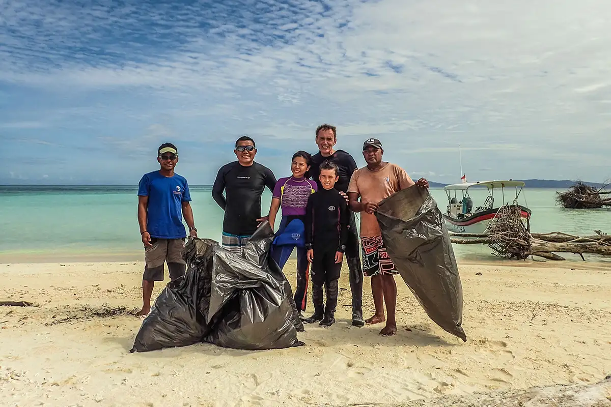 beach clean up day 2 2